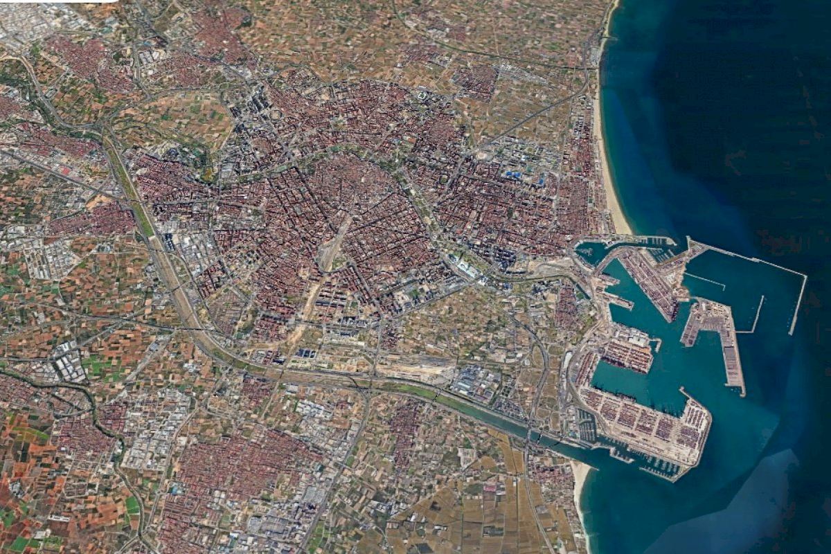 La Junta de Gobierno aprueba un convenio con la UV para estudiar la gobernanza metropolitana de València