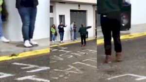 La alcaldesa de Massalavés se salta el confinamiento para bailar en la calle por San José