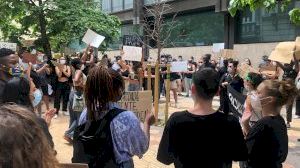 Les protestes per la violència policial contra els negres als EEUU, arriben a València