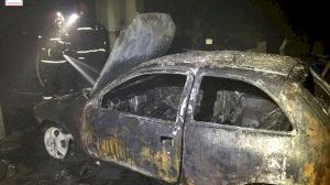 Incendi amb ferits en un taller de cotxes a Vila-real