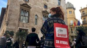 Manifestación histórica de la hostelería en el primer día de cierre del sector en la Comunitat Valenciana