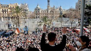 València retrona de nou amb la primera gran mascletà de les Falles 2022 a càrrec de Pirotècnia Peñarroja