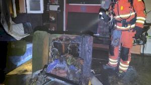 Un patinet elèctric provoca un incendi en un pis de Paiporta