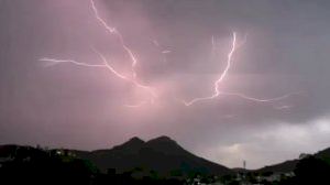 La tormenta eléctrica deja 1.144 rayos sobre la Comunitat Valenciana