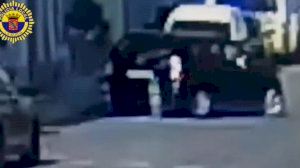 El vídeo viral del conductor de La Nucia que va decidir aparcar el cotxe on no hi cabia