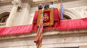La Reial Senyera recorre València en una processó cívica que torna a la normalitat