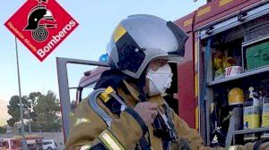 Alerta por un incendio en una empresa de Redován con productos químicos que obliga a acordonar la zona