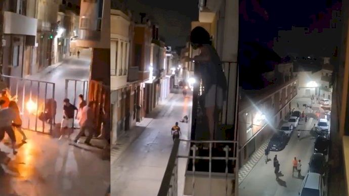 Moments de tensió a Alcàsser: Un bou embolado envist a un home després d'escapar del recinte taurí