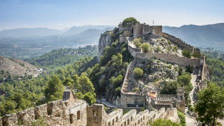 Mompó: "Volem que el turisme que ja coneix la nostra platja conega també el nostre interior i la seua gastronomia